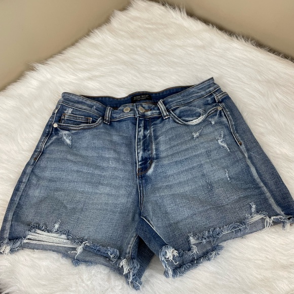 Judy Blue Samantha High Rise adjustable waist cut off Shorts XL - Picture 2 of 12